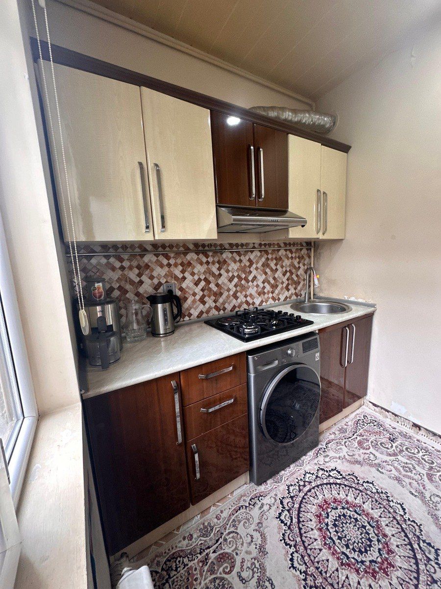 Satılır 2 otaqlı köhnə tikili 43 m² — Mənzil, Bakı (3)