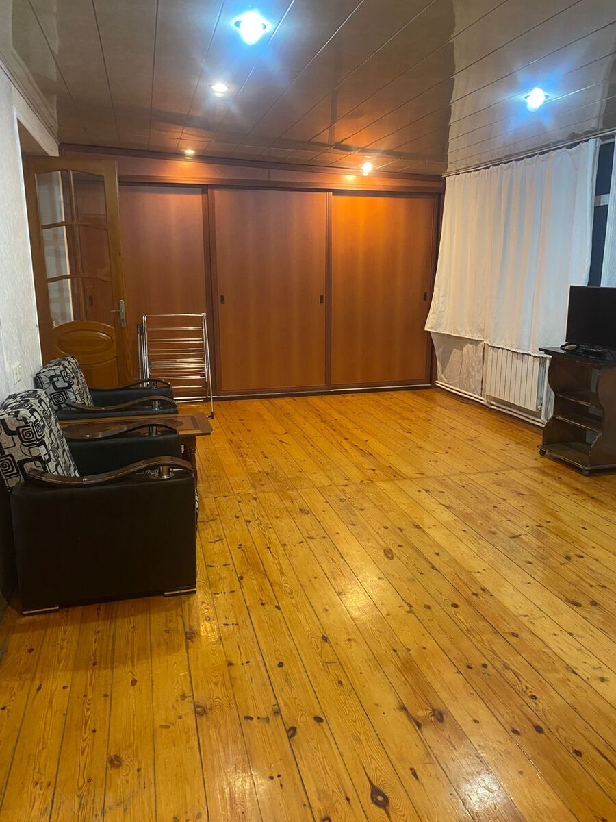 İcarəyə verilir 3 otaqlı köhnə tikili 100 m² — Mənzil, Bakı (10)