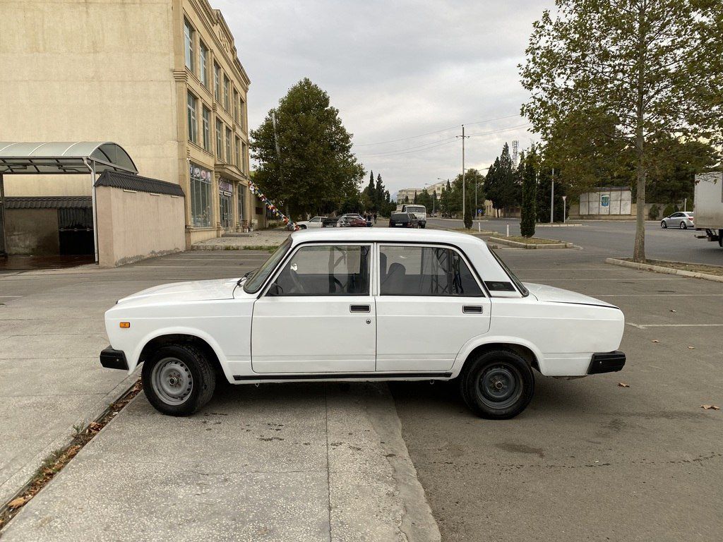 Lada (VAZ) 2107, 1.6 L, 2003 il, 250 000 km — Avtomobillər, Gəncə (3)