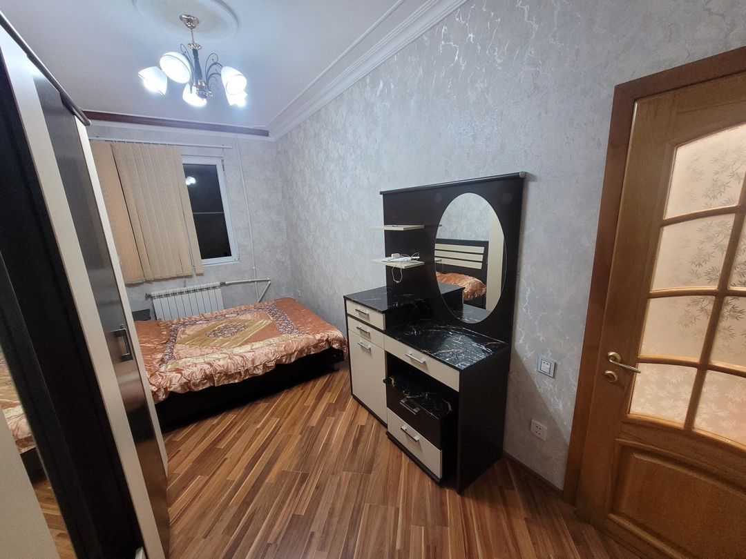 İcarəyə verilir 2 otaqlı köhnə tikili 65 m² — Mənzil, Bakı (12)