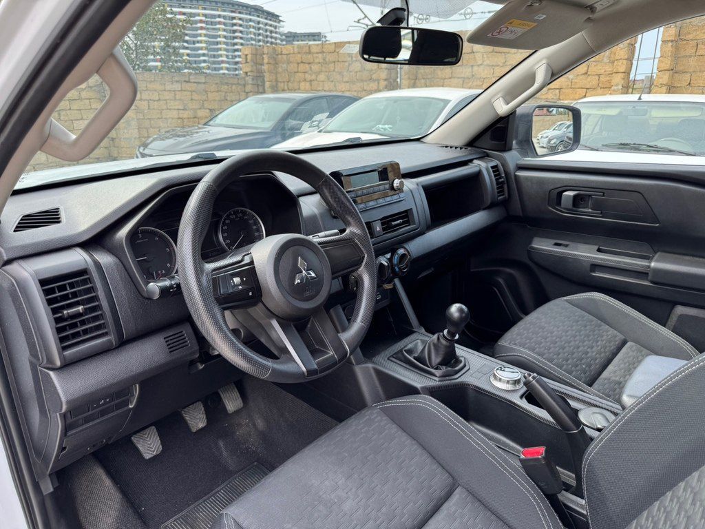 Mitsubishi L200, 2.4 L, 2024 il, 122 680 km — Avtomobillər, Bakı (12)