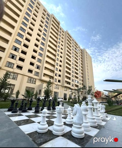 Satılır 3 otaqlı yeni tikili 80 m²