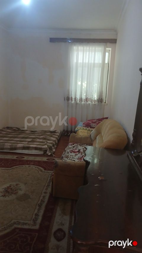 İcarəyə verilir 1 otaqlı köhnə tikili 40 m²