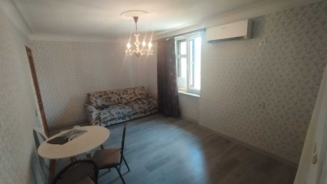 İcarəyə verilir 1 otaqlı köhnə tikili 35 m² — Mənzil, Bakı