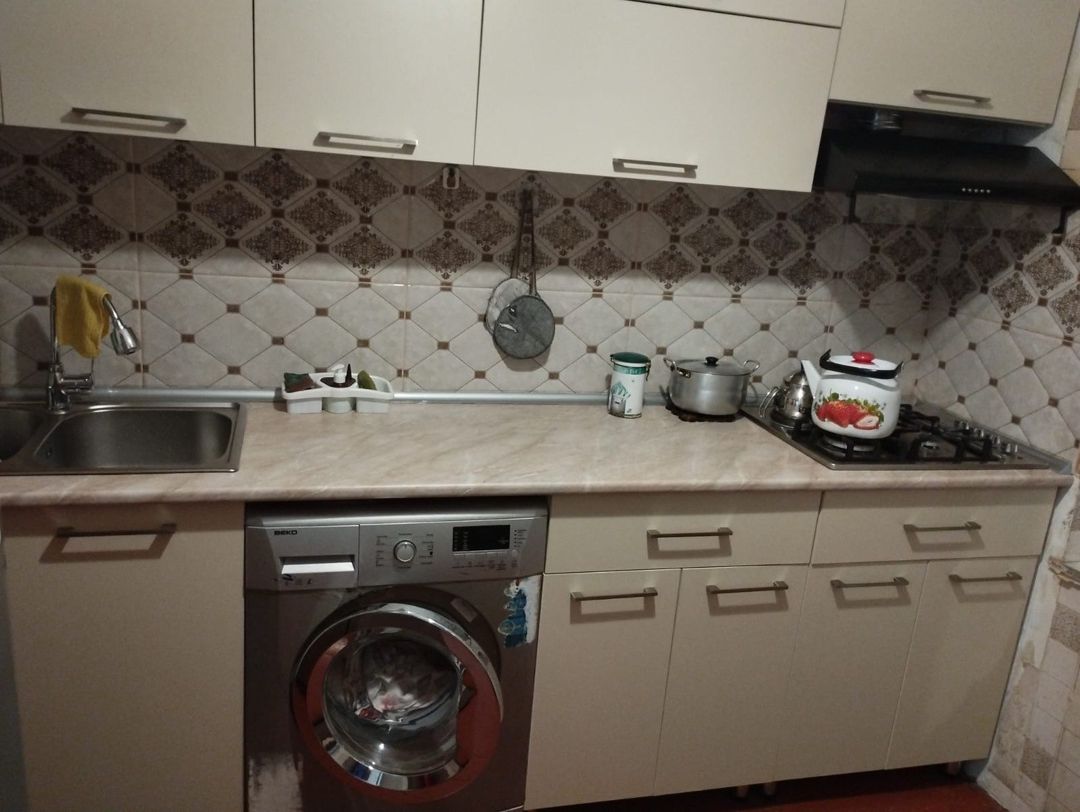 Satılır 4 otaqlı köhnə tikili 92 m² — Mənzil, Bakı (10)