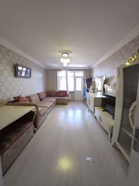 Satılır 3 otaqlı köhnə tikili 90 m² — Bakı