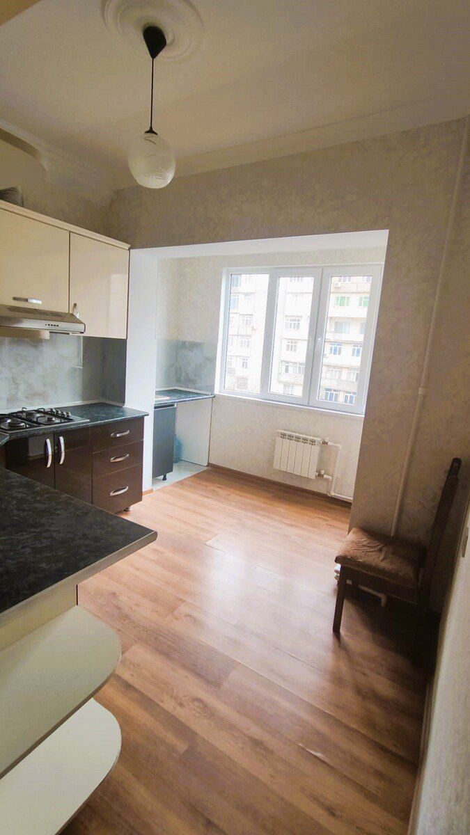 Satılır 2 otaqlı köhnə tikili 70 m² — Mənzil, Bakı (6)
