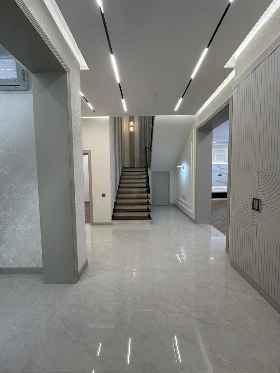 Satılır 5 otaqlı həyət evi/bağ evi 240 m² — Ev, villa, Bakı (9)