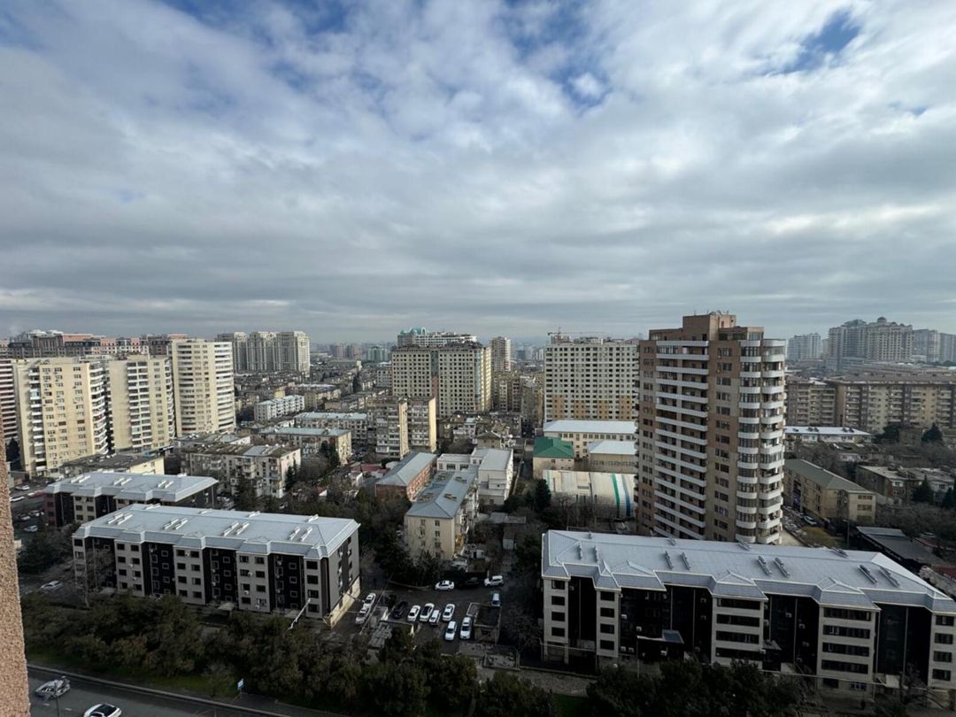 Satılır 4 otaqlı yeni tikili 203 m² — Mənzil, Bakı (9)