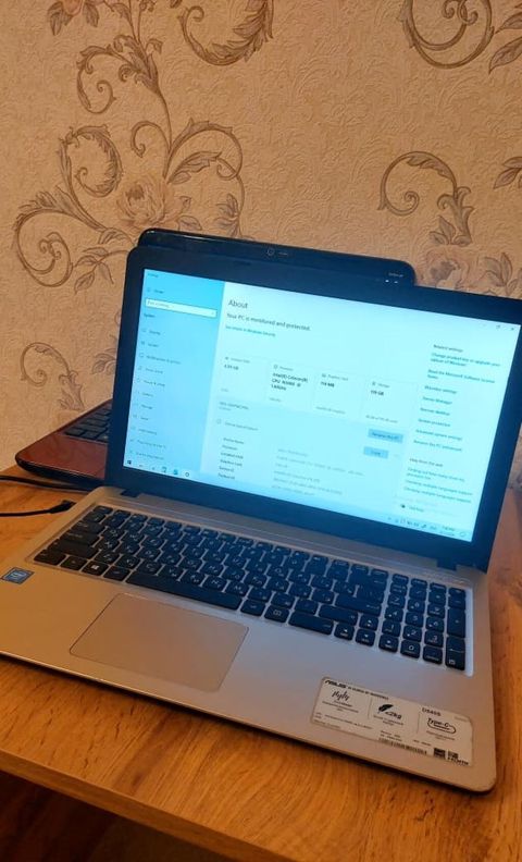 ASUS X540SA noutbuku Texniki göstəricilər: - Ekran: 15.6" HD — Bakı
