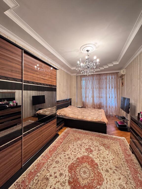 Satılır 4 otaqlı yeni tikili 203 m² — Mənzil, Bakı (7)