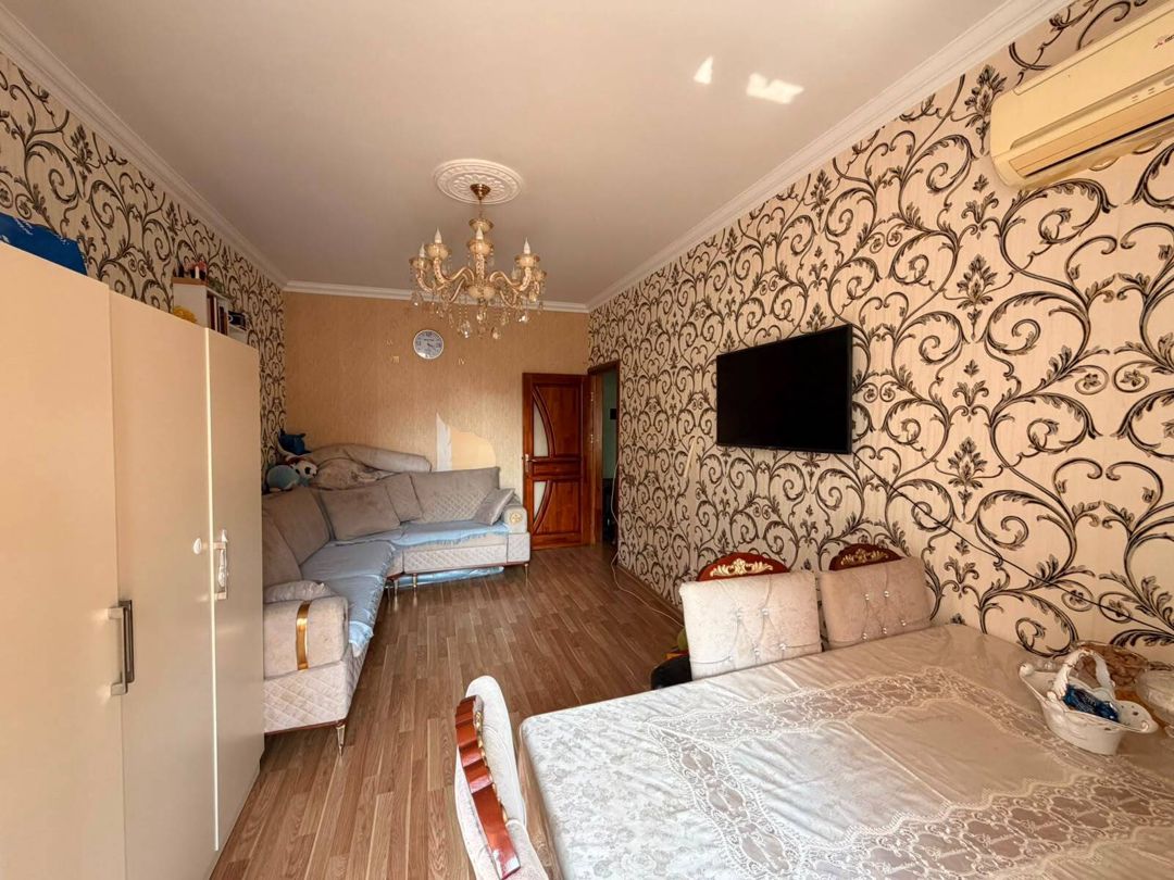 Satılır 2 otaqlı köhnə tikili 70 m² — Mənzil, Bakı (2)