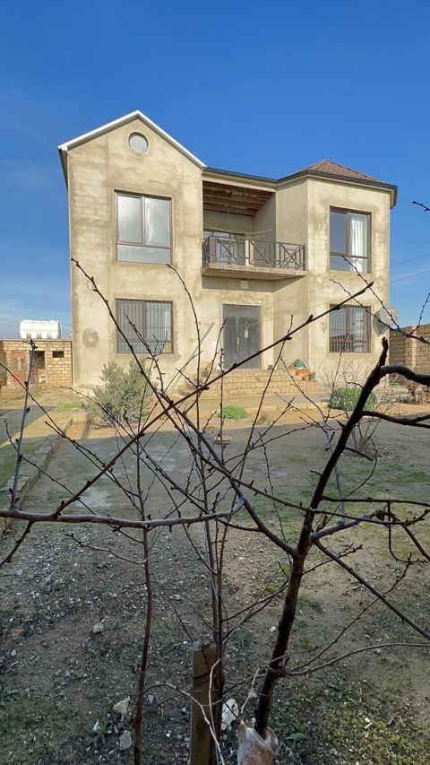 Satılır 5 otaqlı həyət evi/bağ evi 220 m² — Bakı