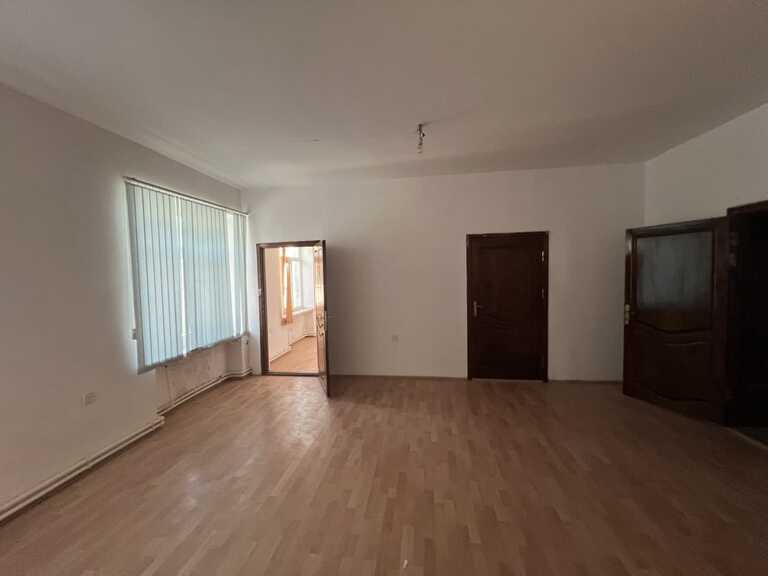 İcarəyə verilir obyekt 1028 m² — Əmlak, Bakı (8)
