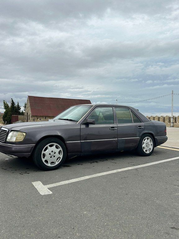 Mercedes 220 E, 2.2 L, 1992 il, 555 000 km — Avtomobillər, Bakı (4)