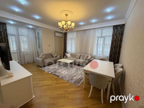 Satılır 3 otaqlı yeni tikili 140 m²