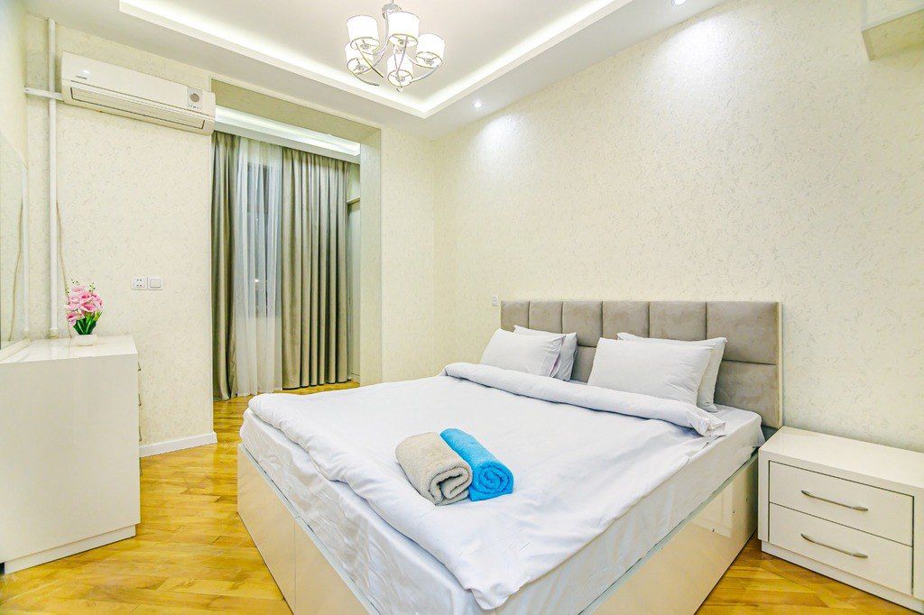 İcarəyə verilir 3 otaqlı köhnə tikili 101 m² — Mənzil, Bakı (6)