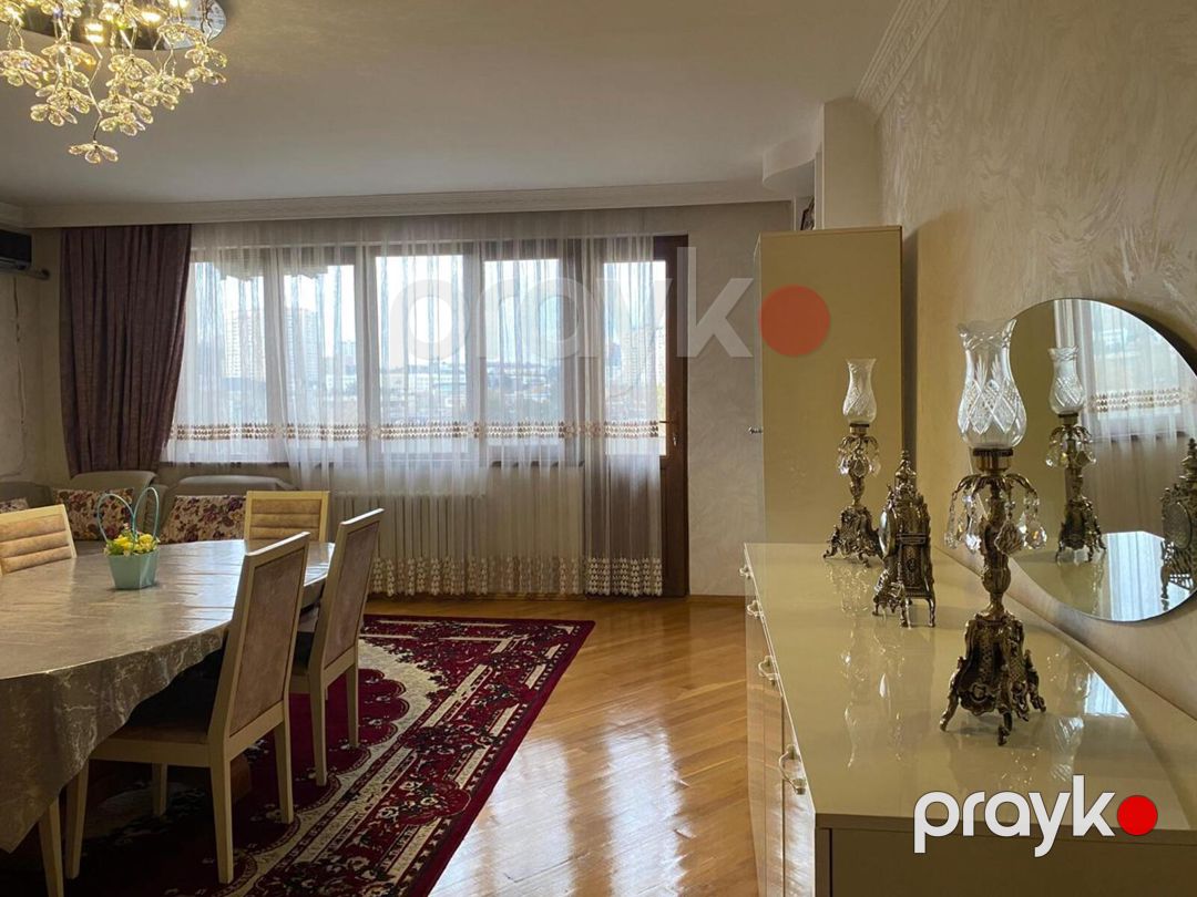 Satılır 4 otaqlı köhnə tikili 116 m² — Mənzil, Bakı (2)