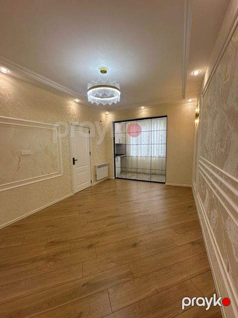 Satılır 2 otaqlı köhnə tikili 33 m²