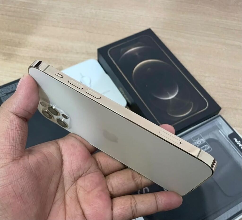 IPhone 12 Pro, 256 GB, Qızılı, Zəmanət, Simsiz şarj, Face ID — Apple iPhone, Digah (2)
