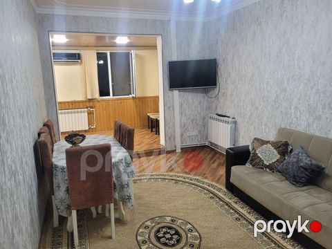 İcarəyə verilir 2 otaqlı köhnə tikili 65 m²
