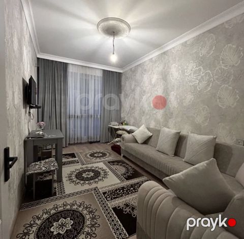 2-otaqlı mənzil kirayə verilir, Kövkəb Səfərəliyeva küç. 9A, 100 m²