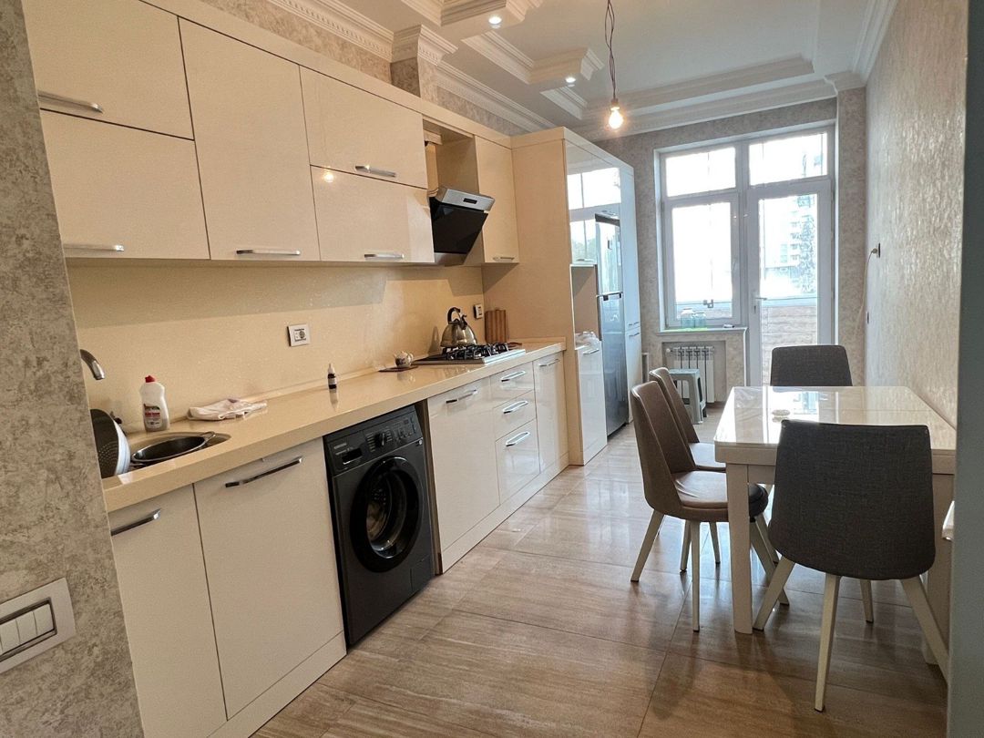 Satılır 2 otaqlı yeni tikili 92 m² — Mənzil, Bakı (5)