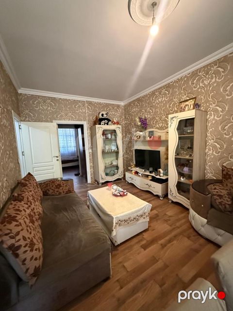 Satılır 2 otaqlı köhnə tikili 55 m² — Bakı