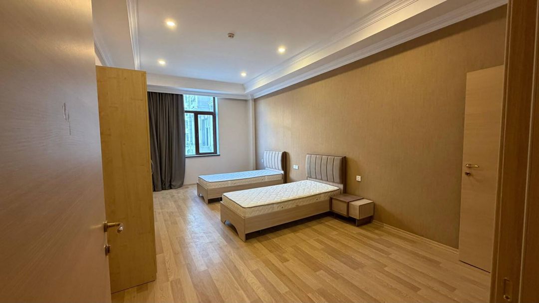 İcarəyə verilir 2 otaqlı yeni tikili 121 m² — Mənzil, Bakı (4)