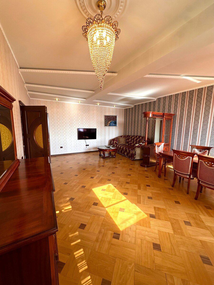 Satılır 4 otaqlı yeni tikili 170 m² — Mənzil, Bakı (3)