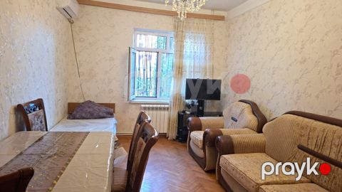 İcarəyə verilir 2 otaqlı köhnə tikili 60 m²