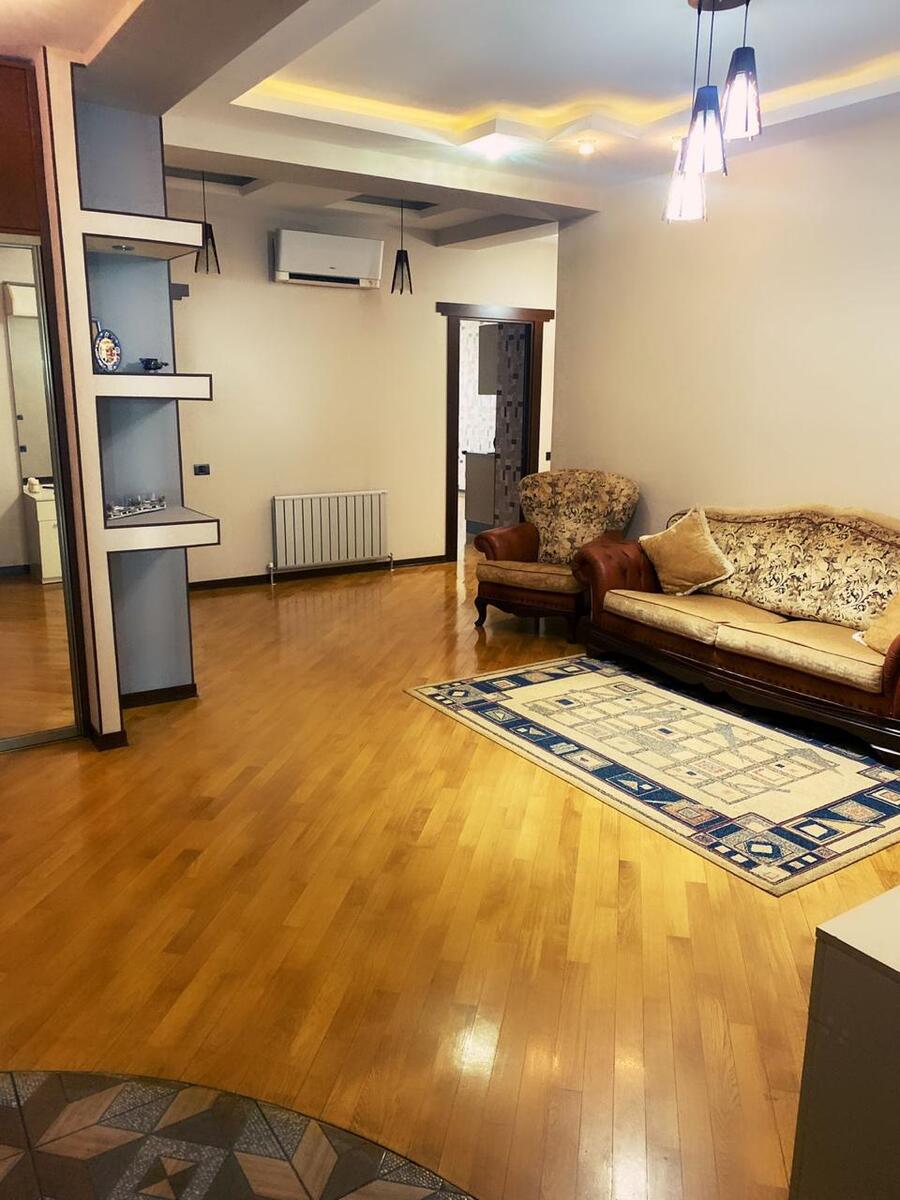 İcarəyə verilir 3 otaqlı yeni tikili 191 m² — Mənzil, Bakı (4)
