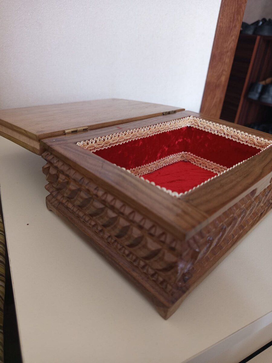 Mücrü — Heykəlciklər və fiqurlar, Bakı (4)