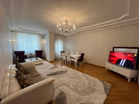 Satılır 4 otaqlı yeni tikili 155 m² — Bakı