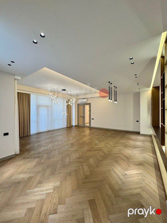 Satılır 4 otaqlı yeni tikili 200 m² — Mənzil, Bakı (6)