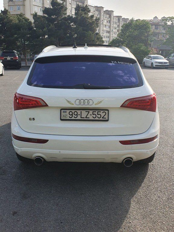 Audi Q5, 2.0 L, 2011 il, 247 970 km — Avtomobillər, Bakı (4)