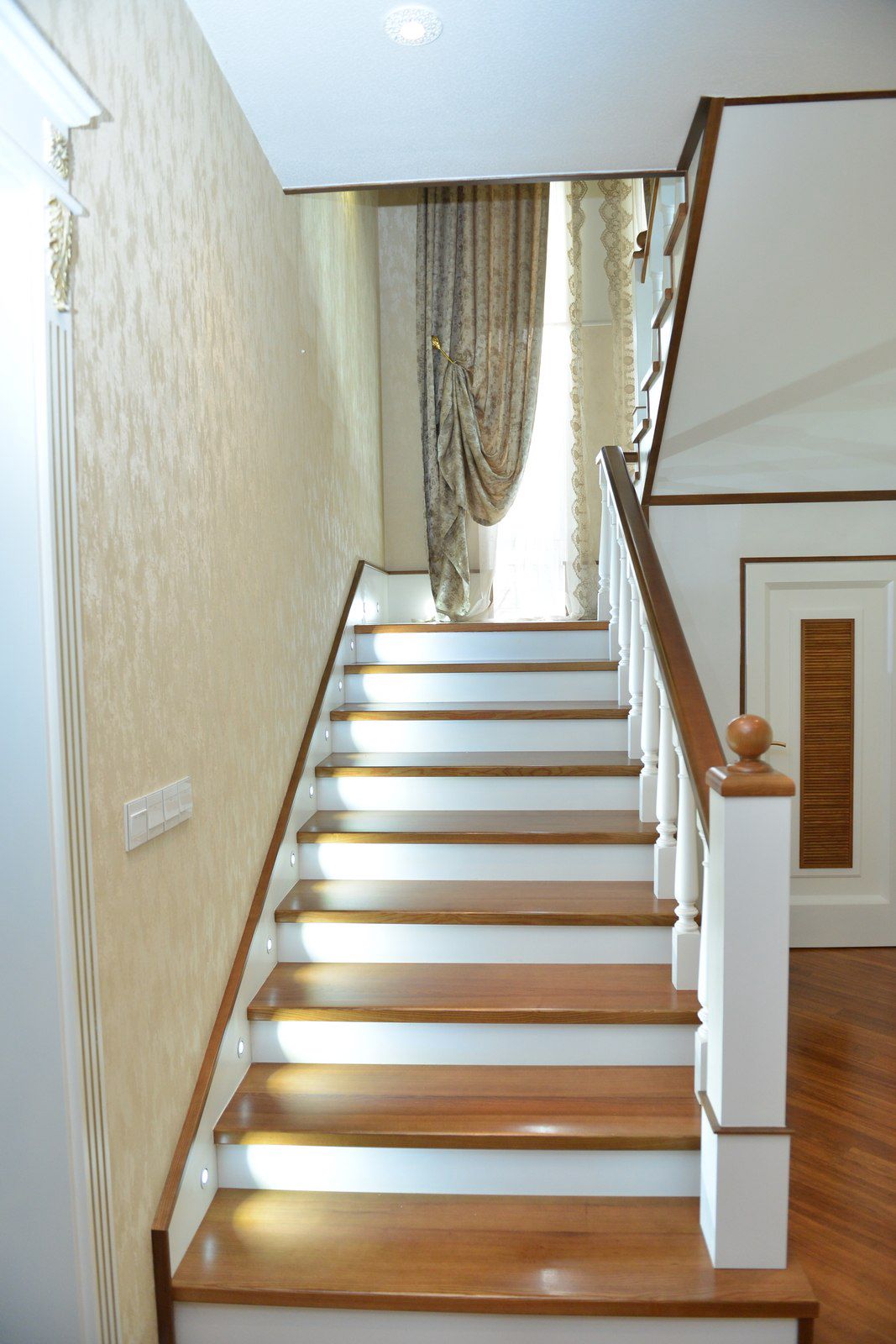 Satılır 6 otaqlı həyət evi/bağ evi 350 m² — Ev, villa, Bakı (11)
