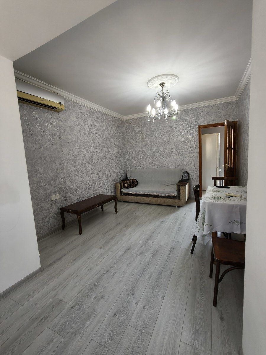 Satılır 2 otaqlı köhnə tikili 45 m² — Mənzil, Bakı (6)