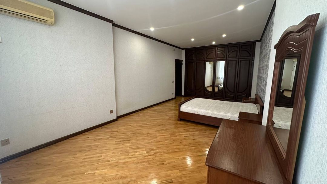 İcarəyə verilir 5 otaqlı yeni tikili 240 m² — Mənzil, Bakı (6)