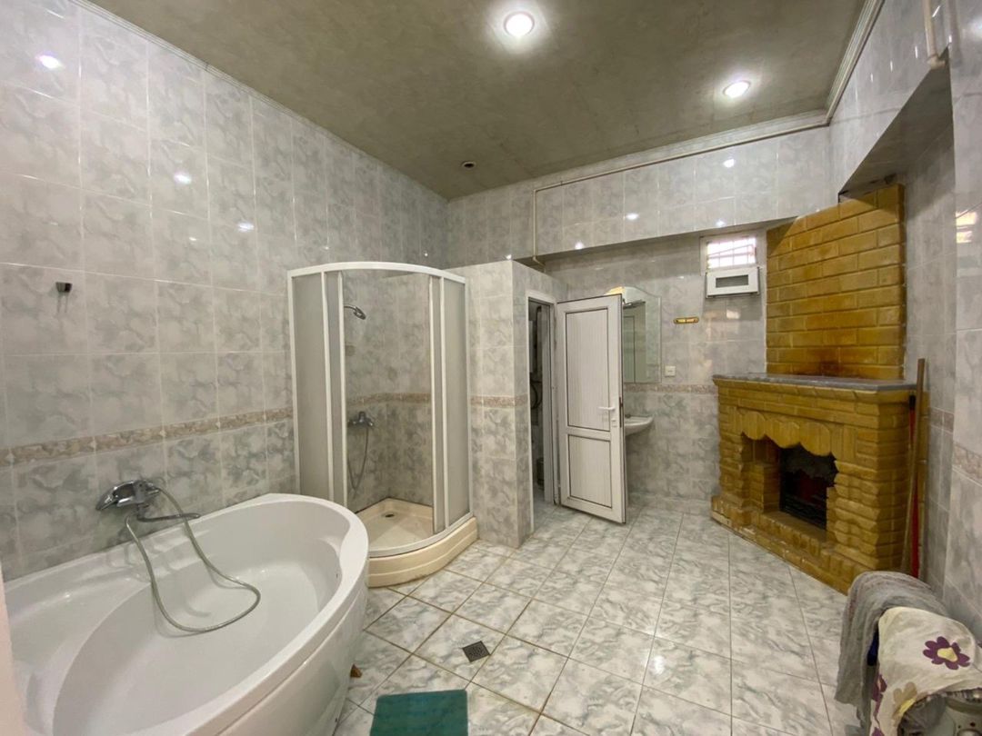 İcarəyə verilir 4 otaqlı köhnə tikili 165 m² — Mənzil, Bakı (12)
