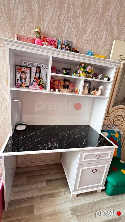 Yazı masası 120 manat 2 aydır alınıb köçlə bağlı satılır ünvan