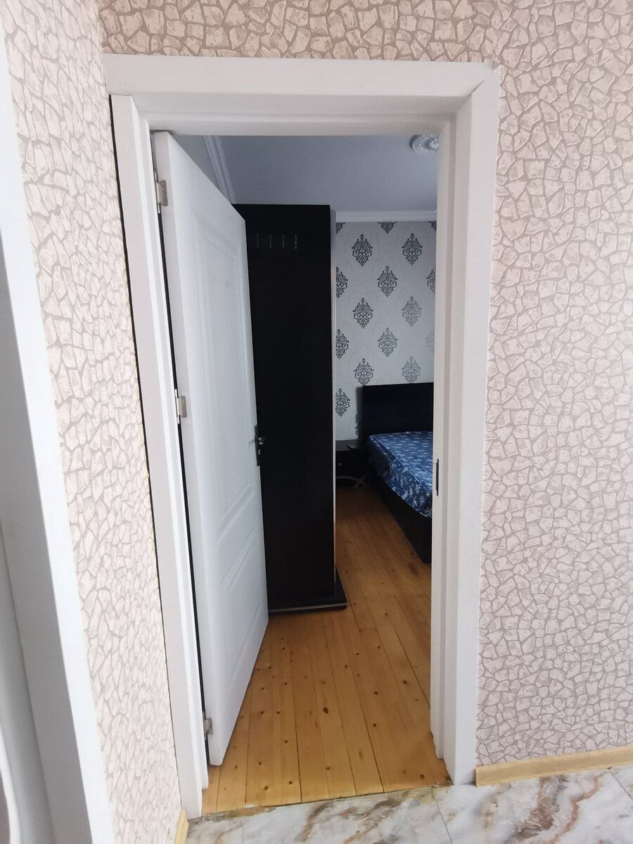 Binəqədi rayonunda 3 otaqlı həyət evi kirayə — Ev, villa, Bakı (5)