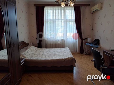 Satılır 1 otaqlı köhnə tikili 27 m²