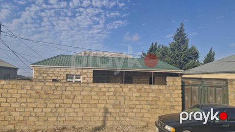 Satılır 3 otaqlı həyət evi/bağ evi 100 m²