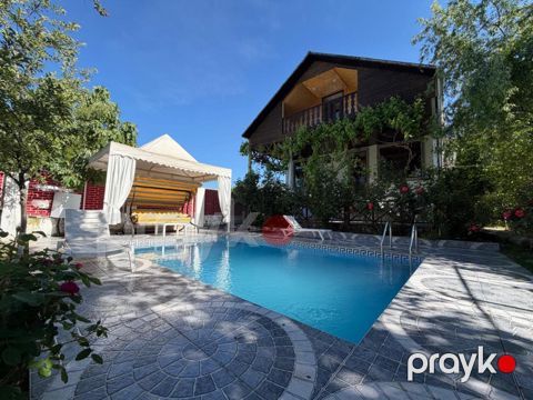 İcarəyə verilir 4 otaqlı həyət evi/bağ evi 90 m²