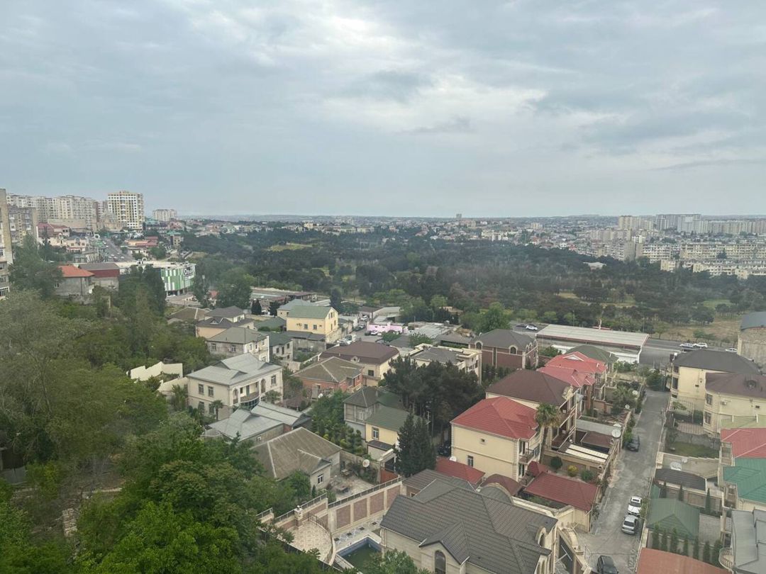 Satılır 4 otaqlı köhnə tikili 110 m² — Mənzil, Bakı (8)