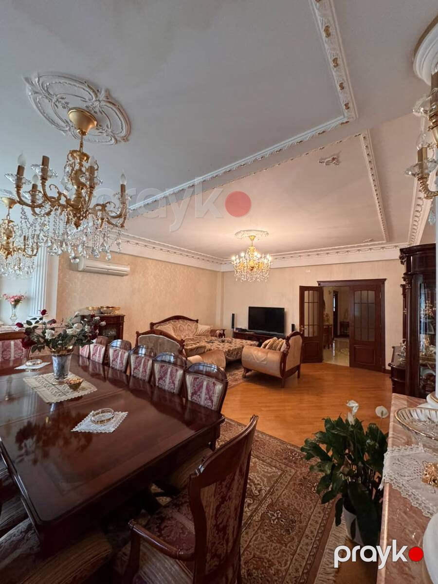 Satılır 4 otaqlı yeni tikili 200 m² — Mənzil, Bakı (4)