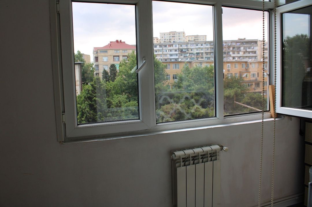 Satılır 2 otaqlı köhnə tikili 45 m² — Mənzil, Bakı (11)