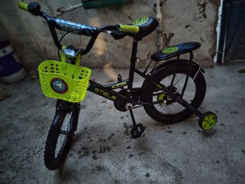 Uşaq velosipedi – Stels Kids - Təkər ölçüsü: təxminən 16 - Rəng: qara — Digah