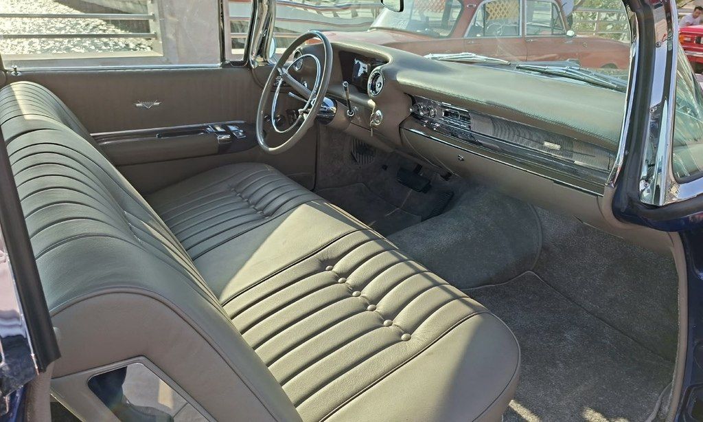 Cadillac DeVille, 6.4 L, 1959 il, yeni — Avtomobillər, Bakı (8)